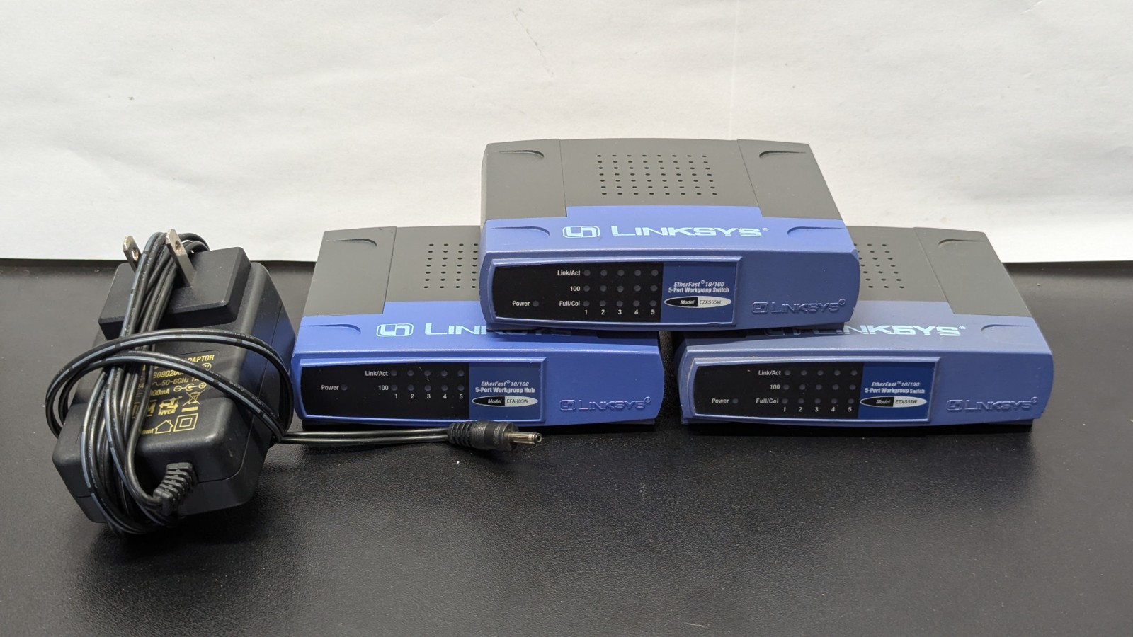 Linksys 5-Port Ethernet Switch EZXS55W & EFAH05W Fast LAN Hub Unmanaged Network