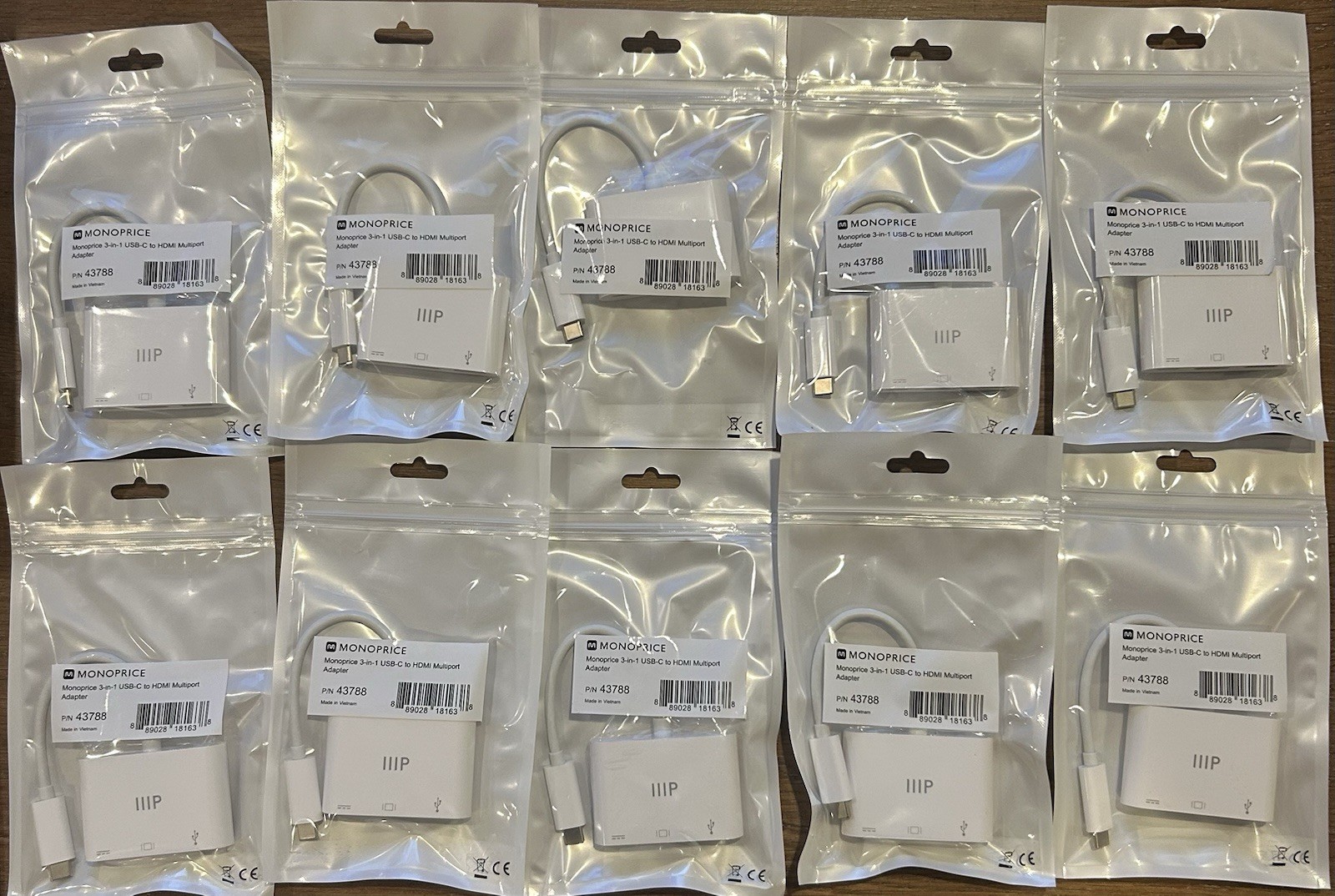 LOT OF 10 NEW Monoprice 43788 3-in-1 USB-C to HDMI Multiport Adapters