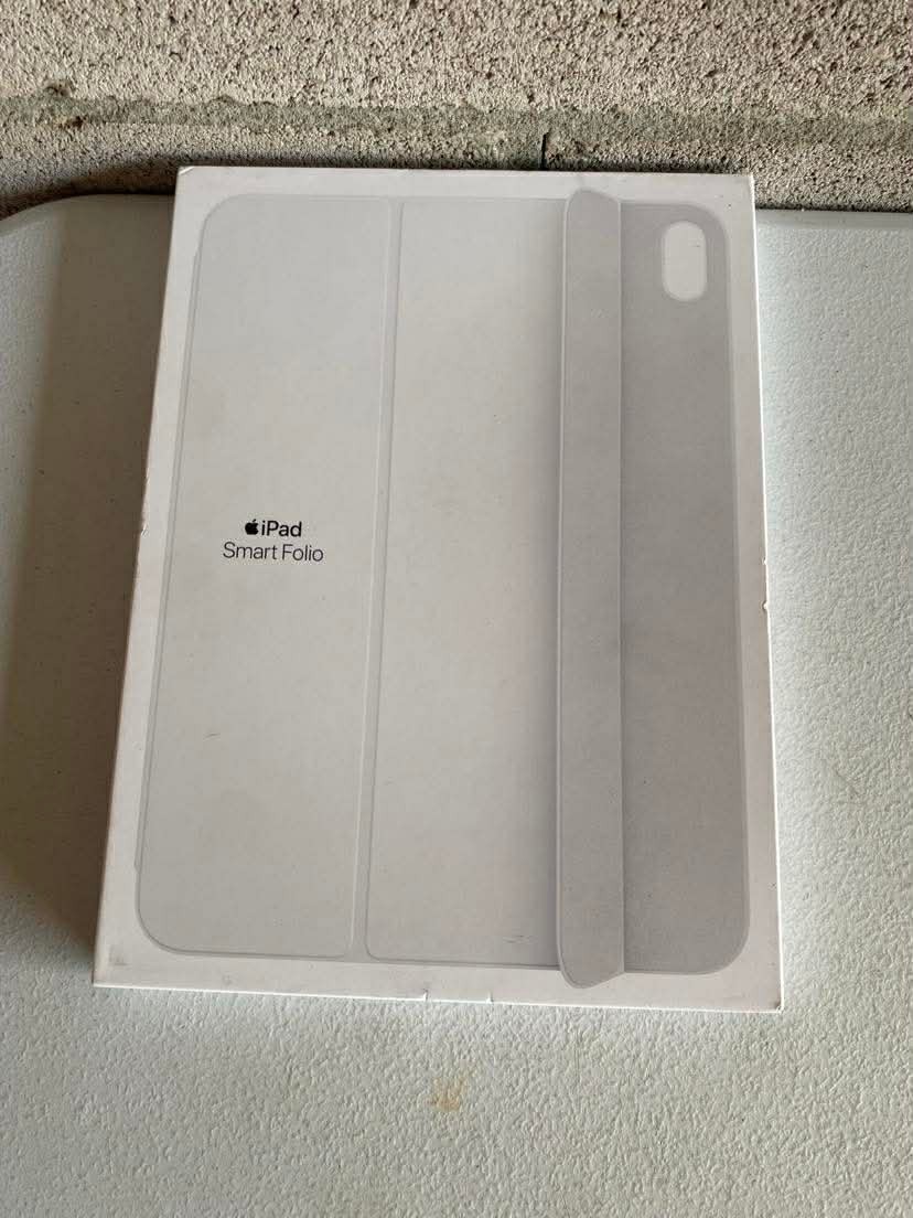 Genuine Apple iPad A16 / 10th Generation 10.9” Smart Folio Cover Case Official