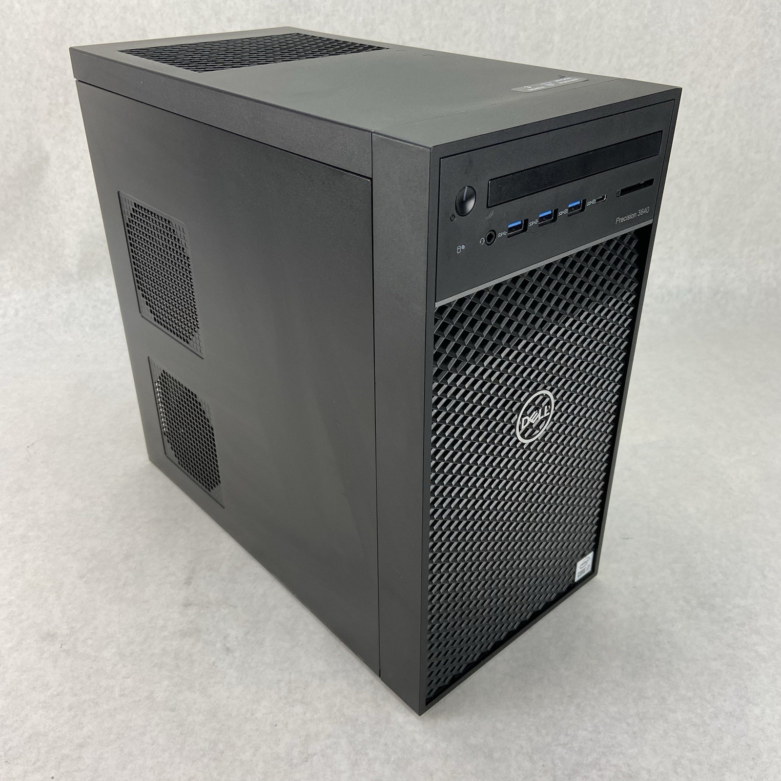 Dell Precision 3640 Tower Intel Core i7-10700K 3.8GHz 16GB RAM P2200 No HDD/OS