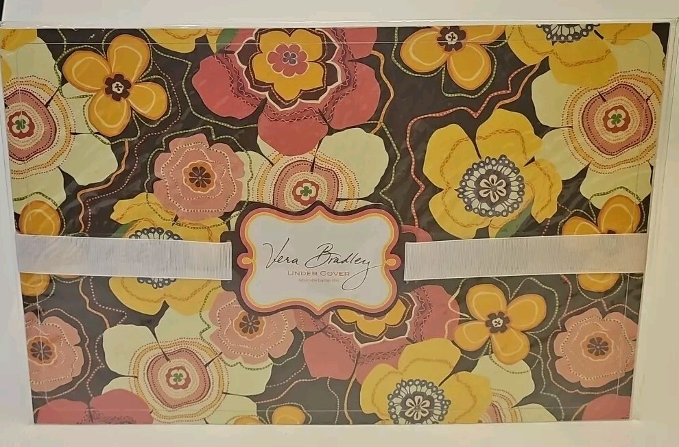 NEW Vera Bradley “Buttercup”Undercover Adjustable Laptop Skin/cover Up to 17"