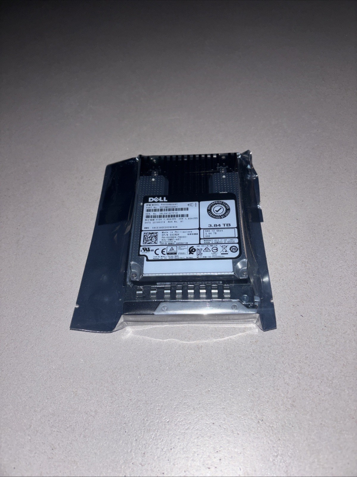 Dell 0XCRDV XCRDV 3.84TB 12Gb/s RI SAS SSD 2.5" Drive w/Caddy. Same day shipping