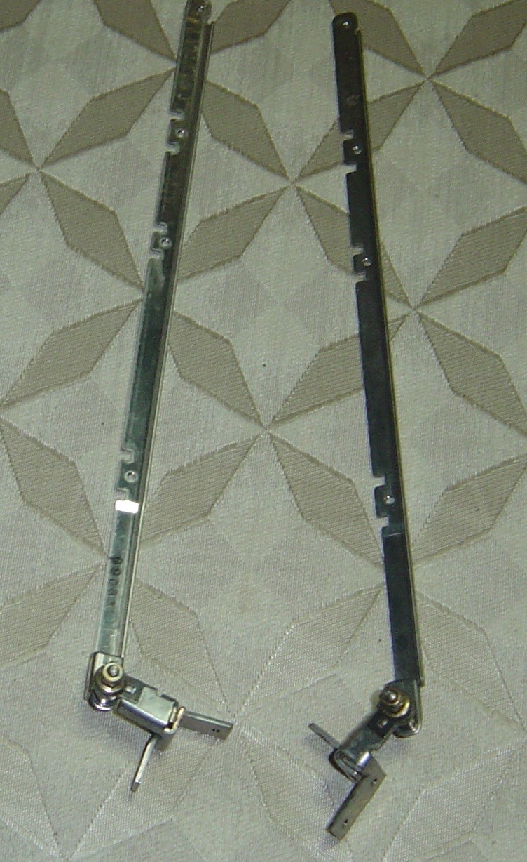 IBM Thinkpad Laptop 770E 770X 770Z 14 INCH LCD Hinges Left & Right