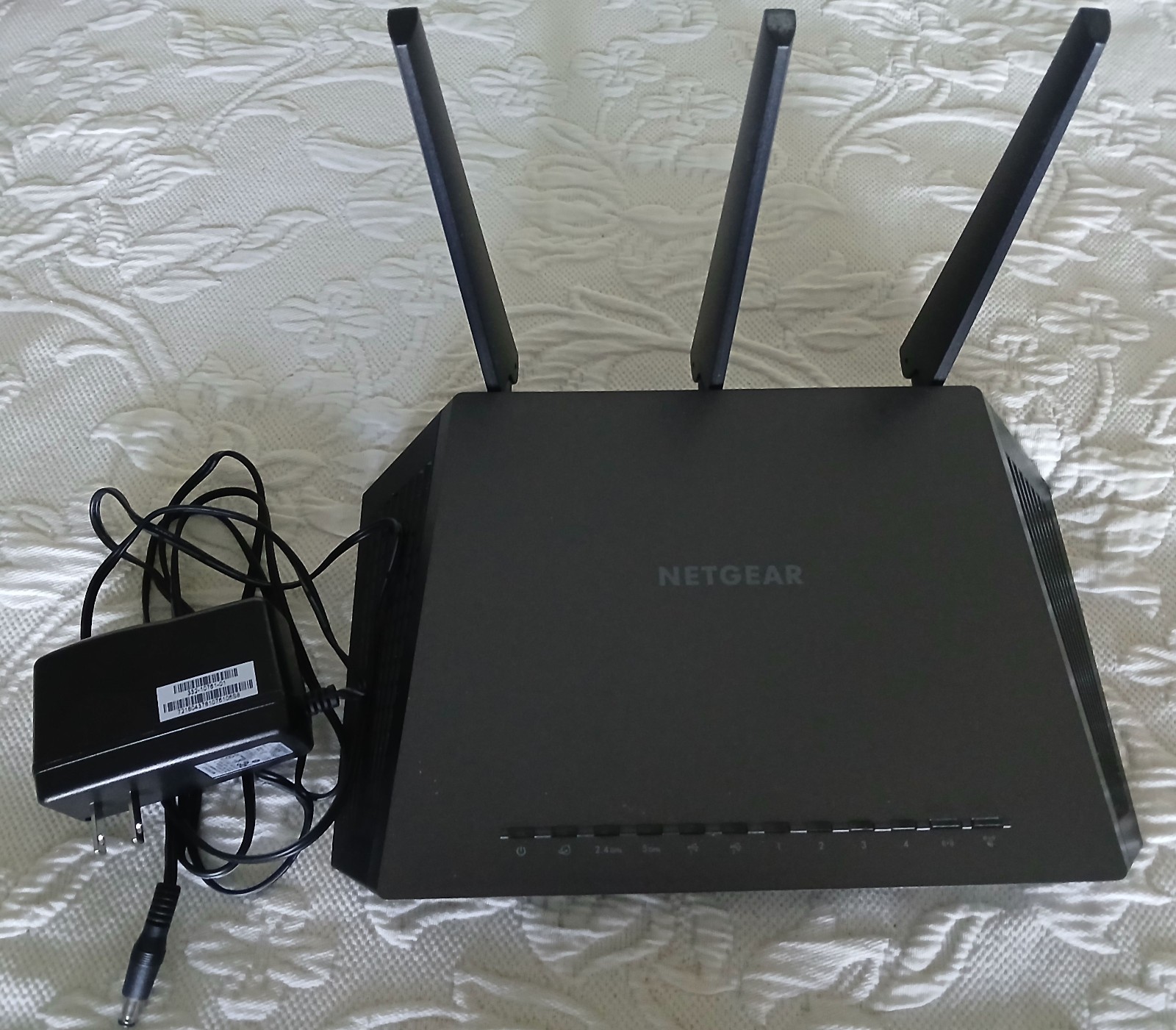 Netgear Nighthawk AC1900 Smart WiFi Router Model R7000