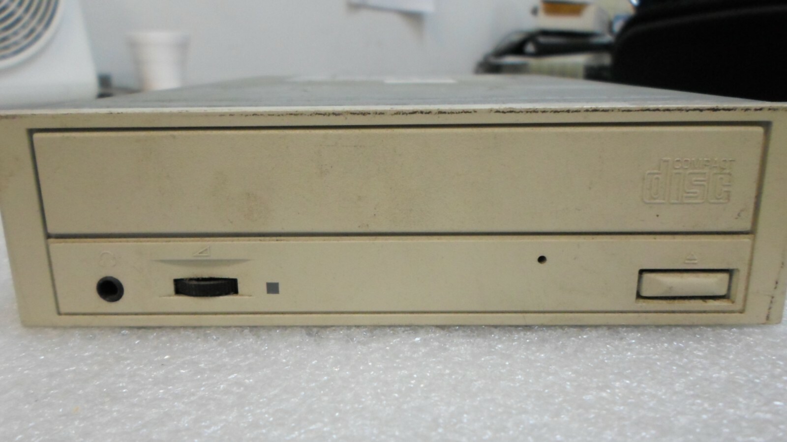 LG CRD-8400B 0939DF CD-ROM DRIVE