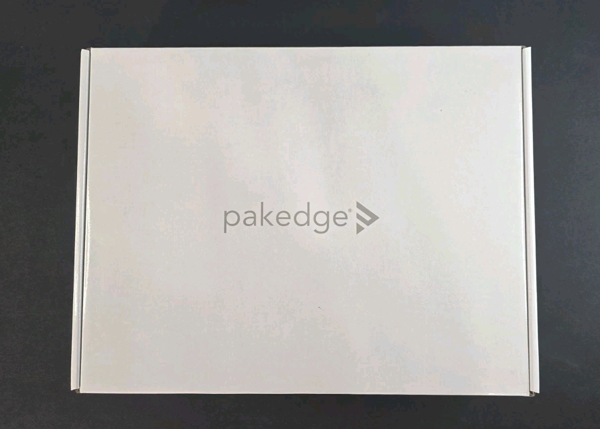 Pakedge WR-1 Dual Band Wireless Wi-Fi Router Complete BRAND NEW OPEN BOX 
