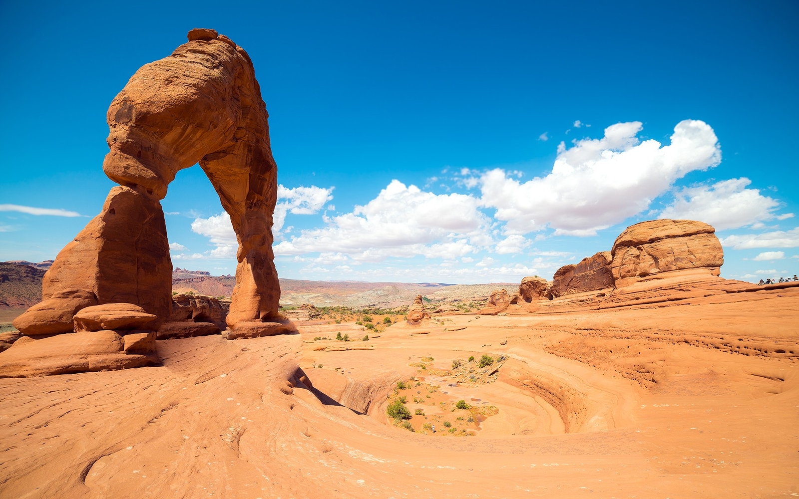 Landscape desert rock formation arches national park Custom Gaming Mat Desk