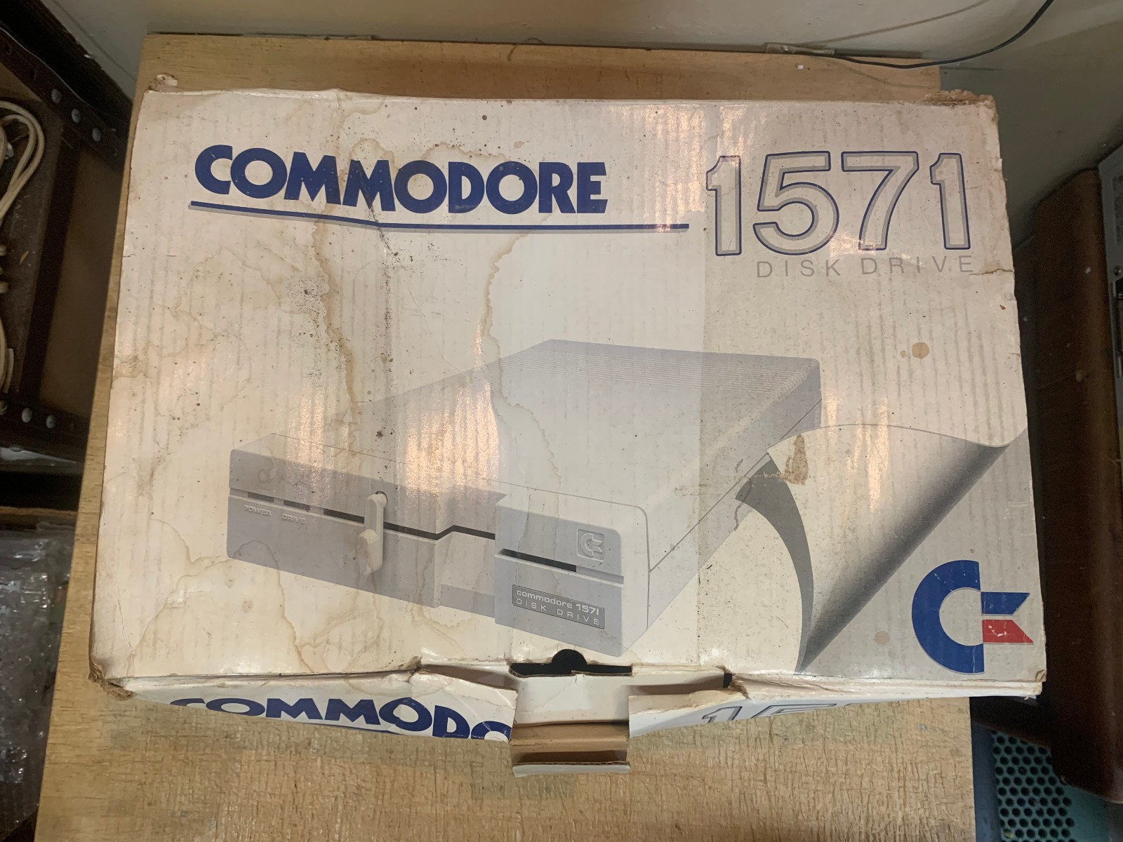 Vintage Commodore 1571 Disk Drive Boxed with Cables and Manual, Powers On