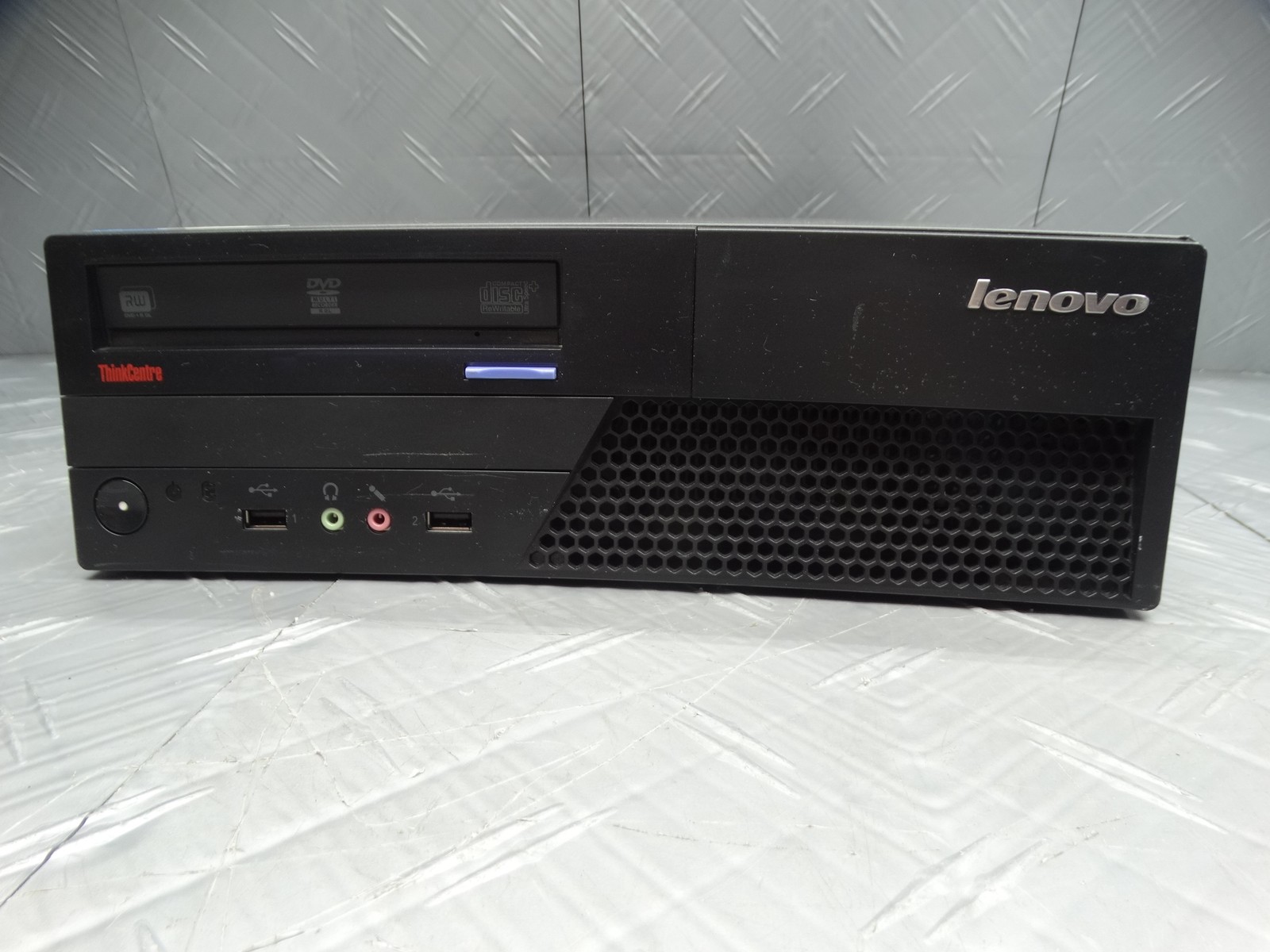 Lenovo M58p ThinkCentre Duo Core 3.00Ghz 2GB RAM (NO HD / NO OS)