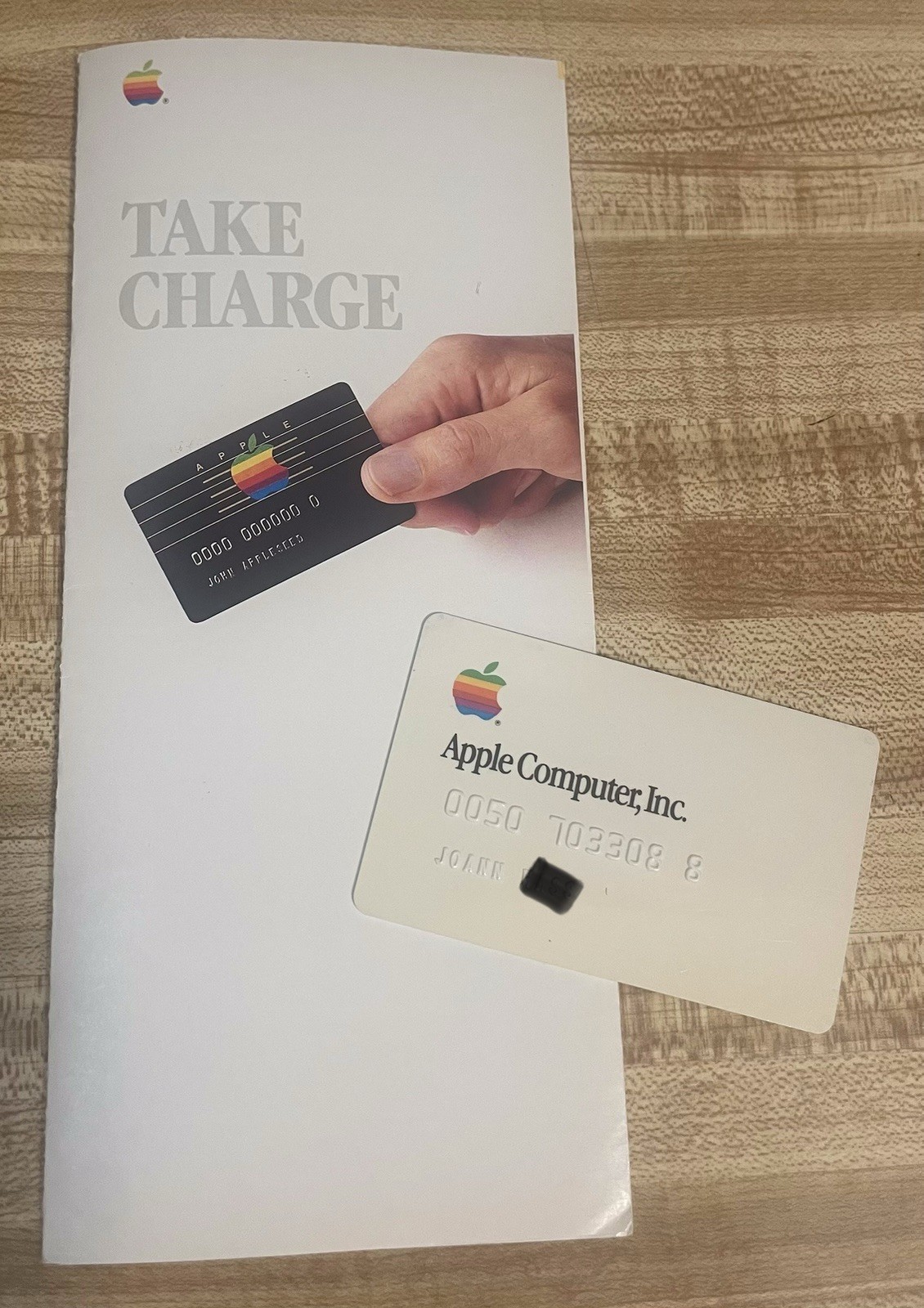 Vintage Apple Original Credit Card - 1985 - Rare With Marketing Pamphlet