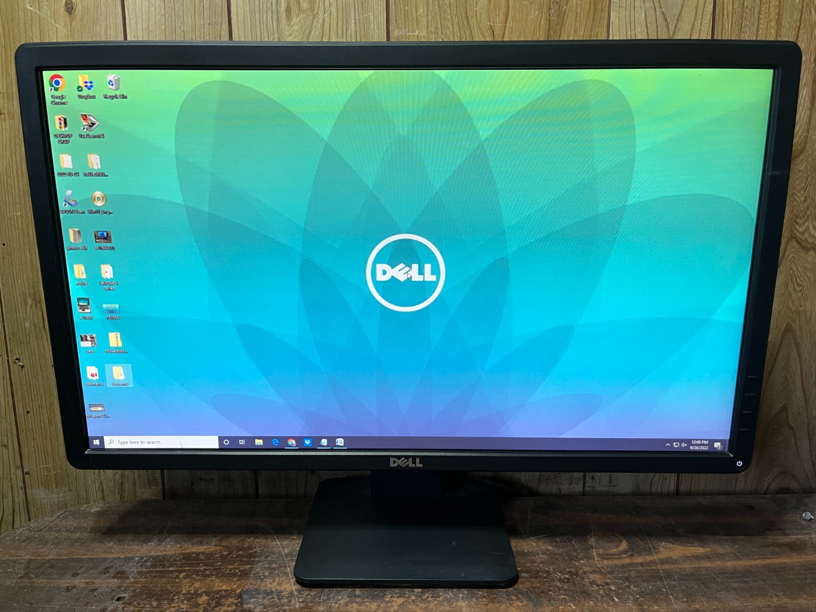 Dell 24" LCD Flat Screen Monitor for Desktop Computer PC FAST SHIPPING
