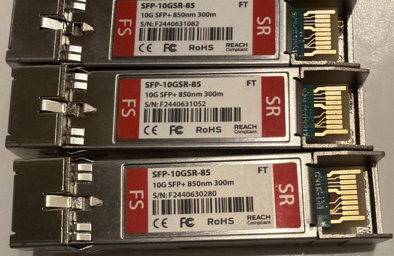Lot of 3x FS SFP-10GSR-85 10GB SFP+ Module