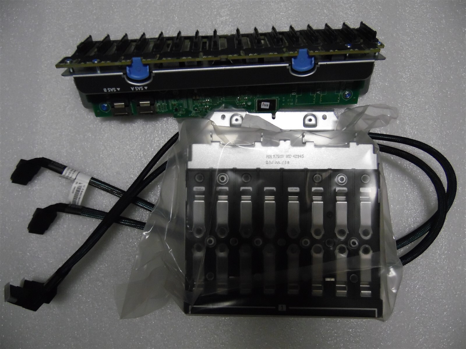16 BAY HDD BACKPLANE & CAGE SFF UPGRADE DELL POWEREDGE R820 8 BAY SFF SERVER