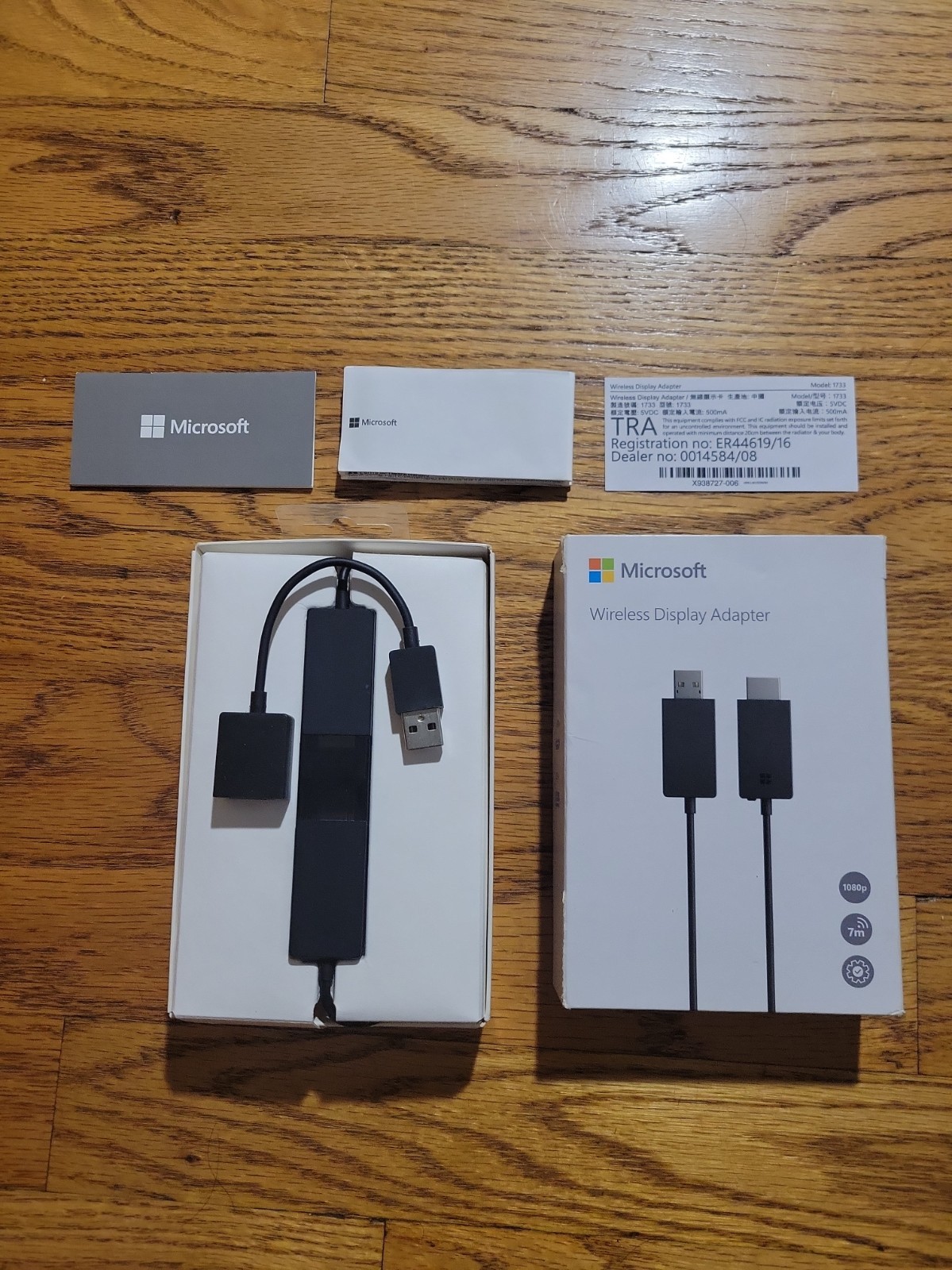 Microsoft Wireless Display Adapter V2 Model 1733