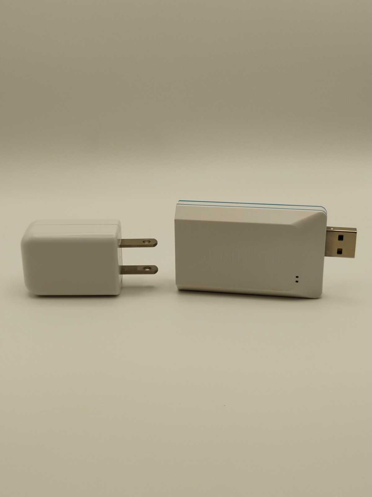 Magicjack Go: Model & K1103 Digital Phone Service Device W/AC Adapter power plug
