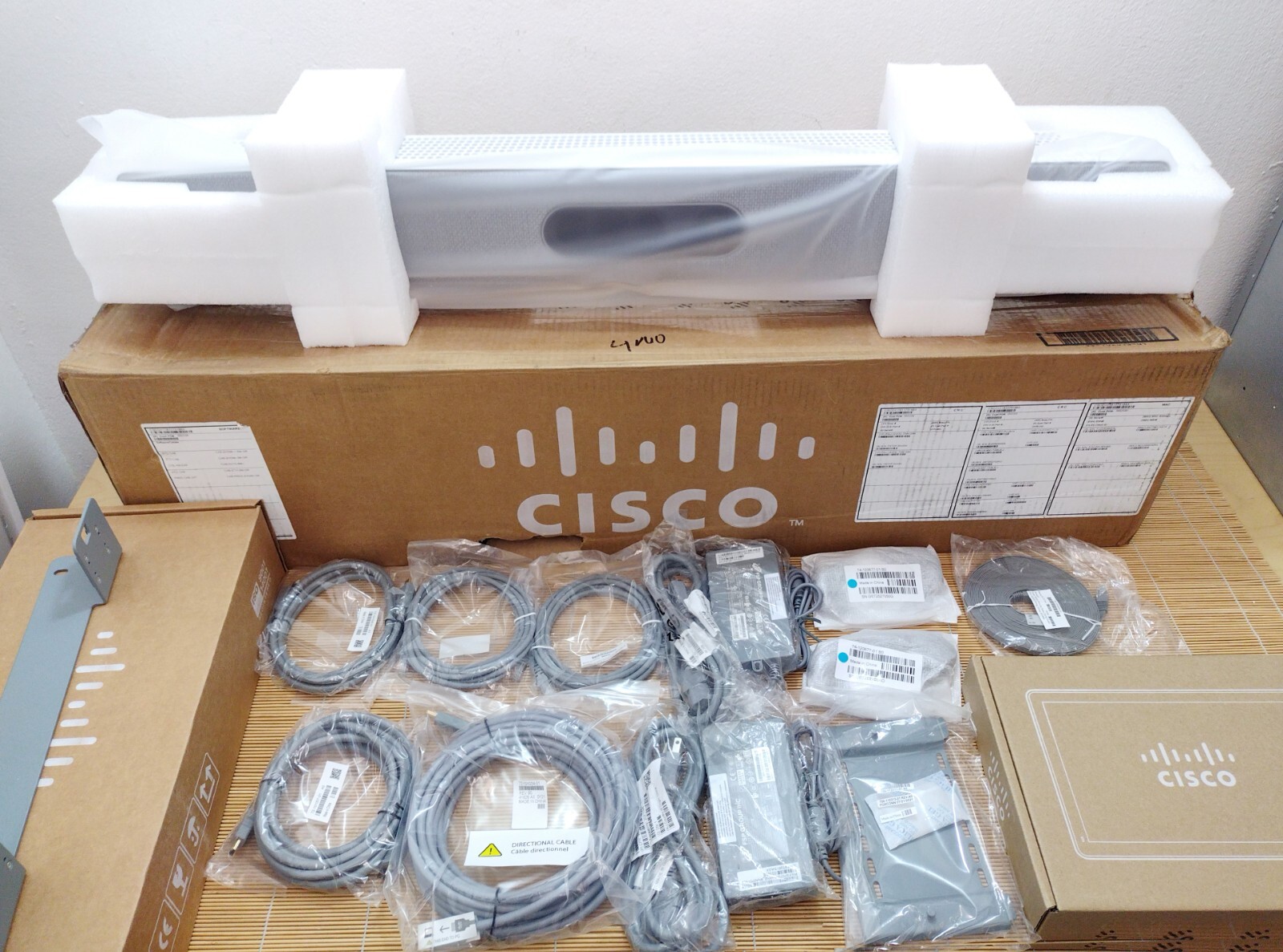New Cisco CS-KITPLUS-K9++ Webex Room Kit Plus TAA compliant CS-CODEC-PLUS++ New