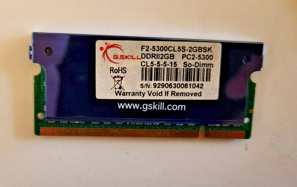 G.SKILL SODIMM 2GB DDR2 LAPTOP RAM Stick F2-5300CL5S-2GBSK with Heat Spreader