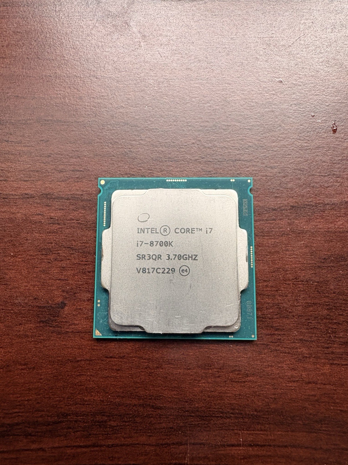 Intel Core i7-8700K Processor (3.7GHz, 6 Cores, Socket FCLGA1151) Tray -...