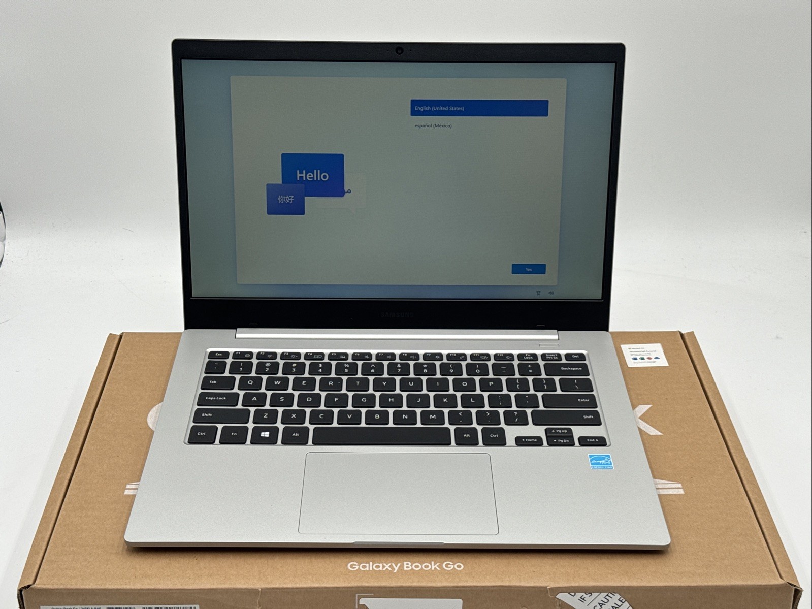 Samsung Galaxy Book Go NP340XLA 14" Snapdragon 7c 3.15 4GB RAM 128GB SSD