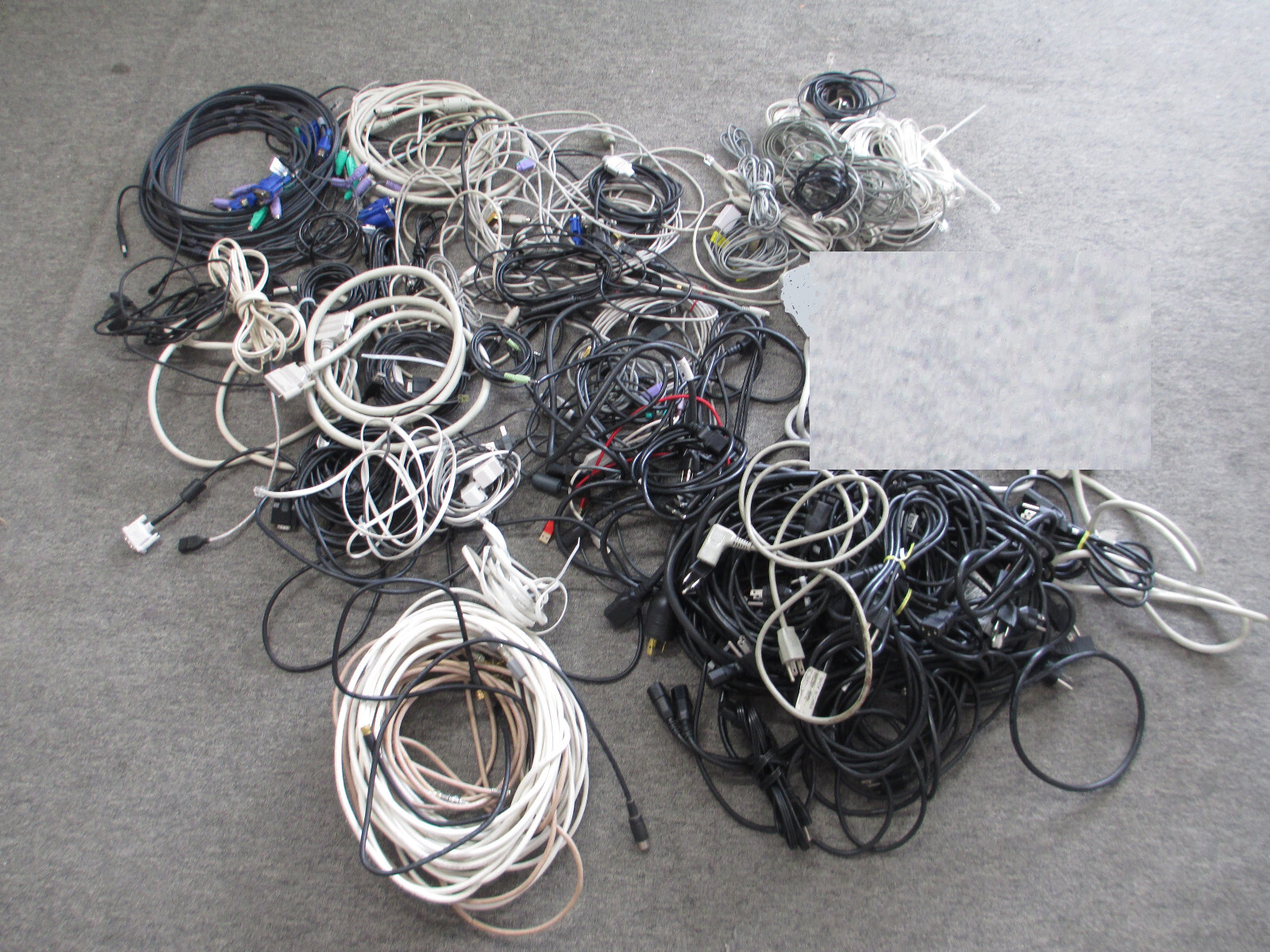 HUGE Lot of Misc PC Computer Cables-  KVM, Power Cords 40+lb
