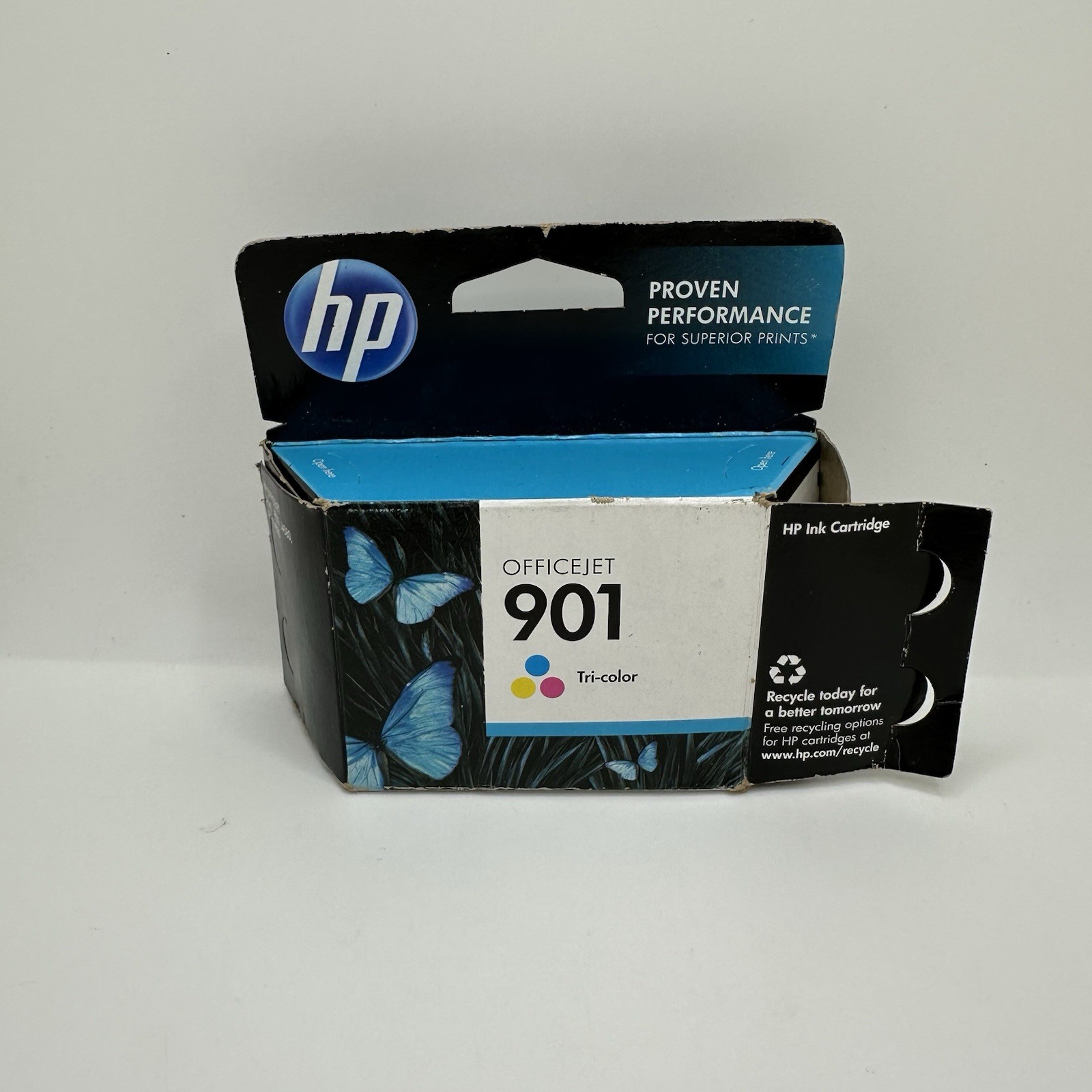HP 901 CC656AN140 Tri-Color Ink Cartridge Genuine Expired 05/2013 - New OEM