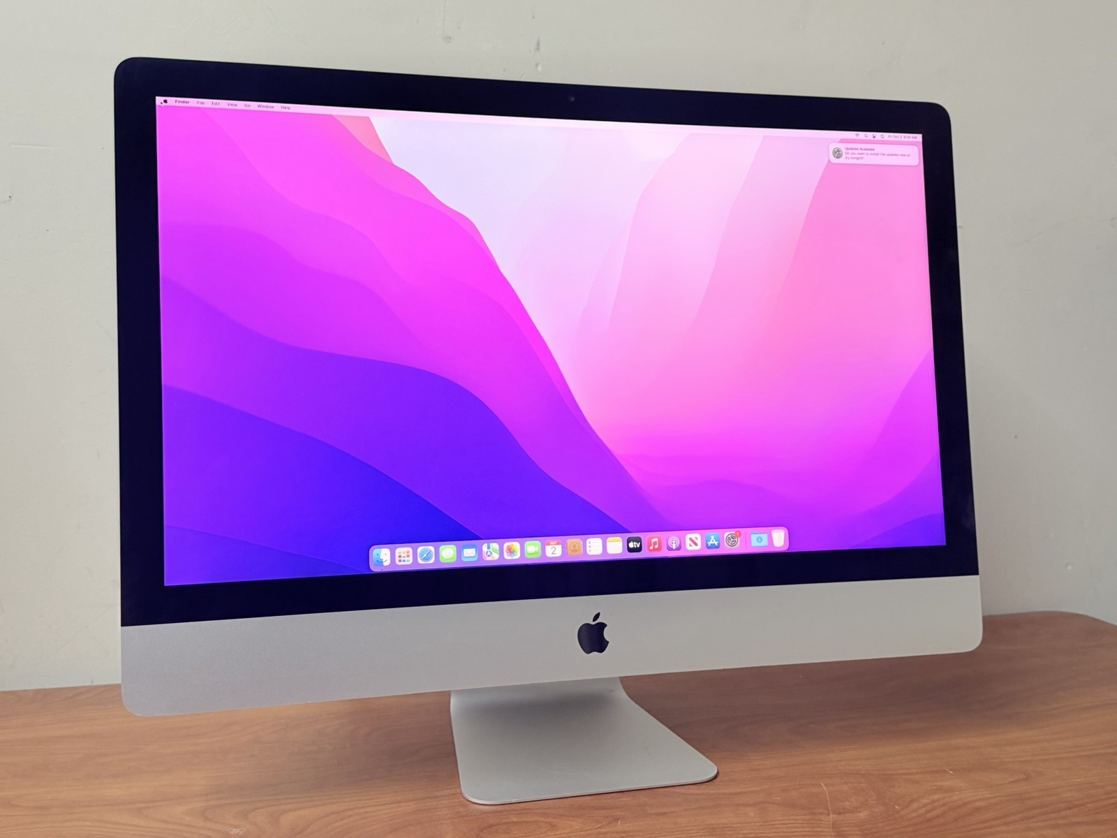 iMac 27" 5K | 2015 | i5 3.2GHz | 16GB RAM | 256GB SSD | R9 M380 2GB | Monterey