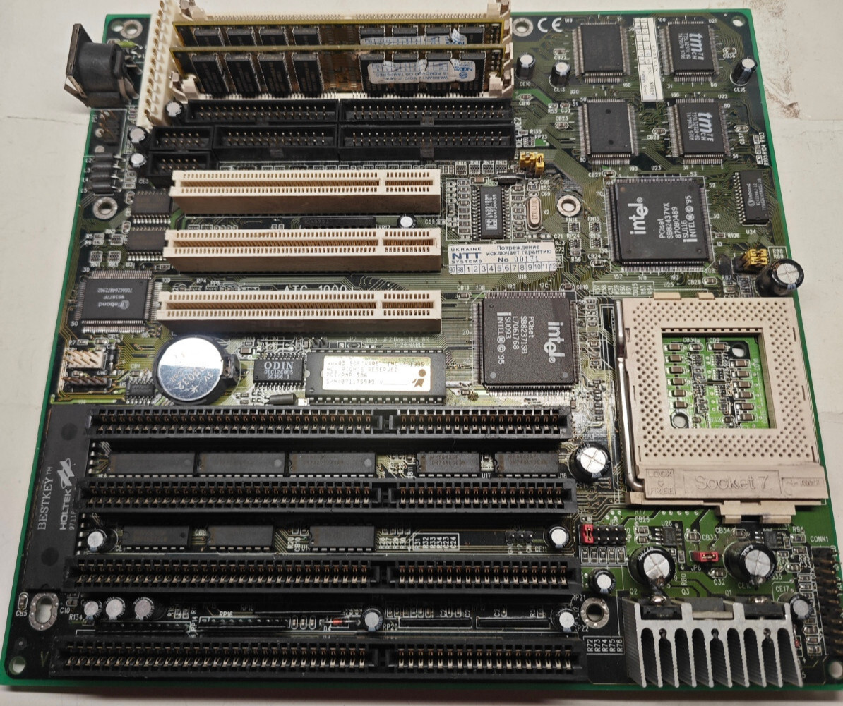 Socket 7 Motherboard A-Trend ATC-1000, CPU & 32 MB RAM + Bonus