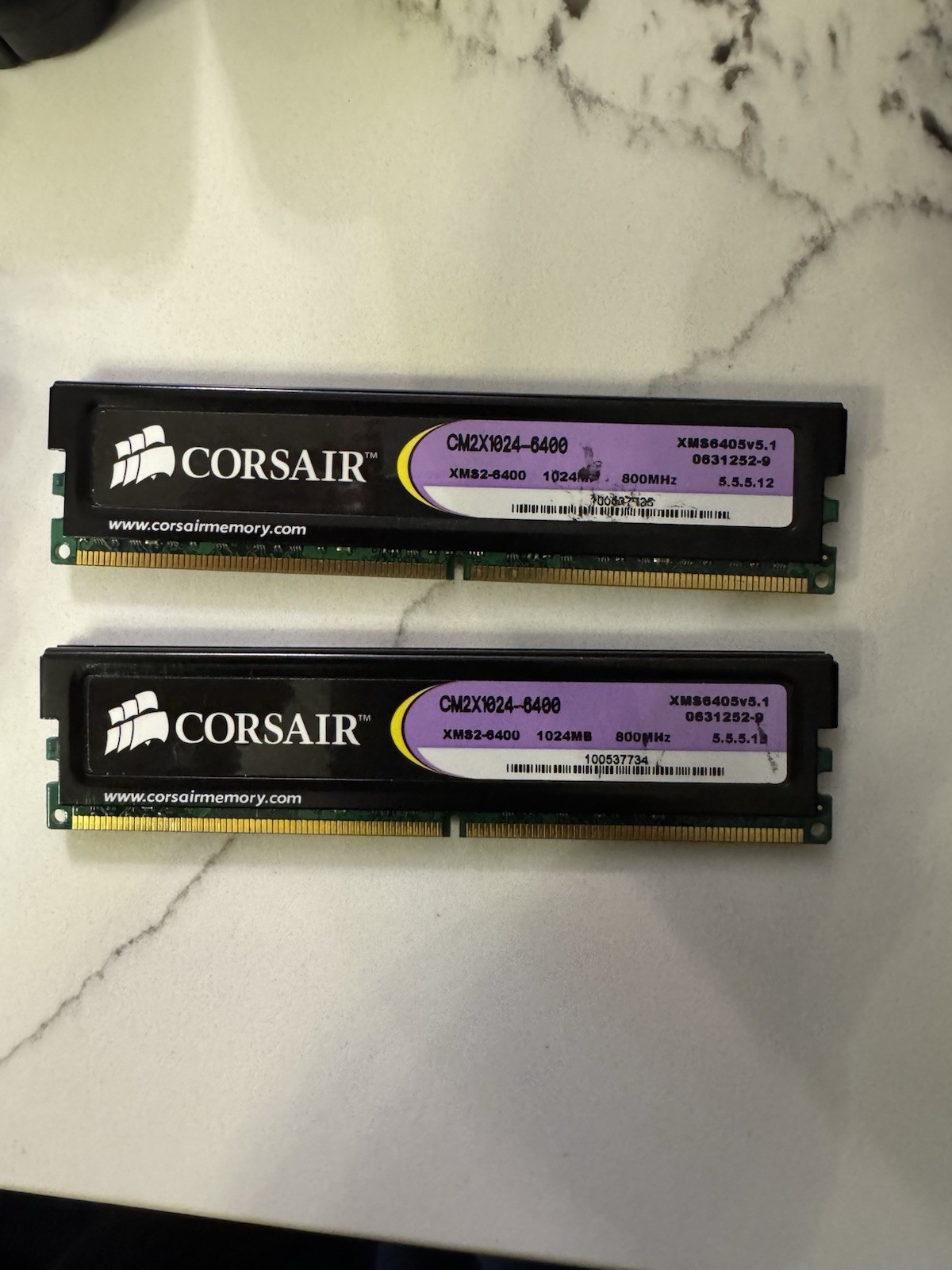 2 Corsair CM2X1024-6400 XMS2 Desktop Memory Module DDR2 1024MB 800MHz