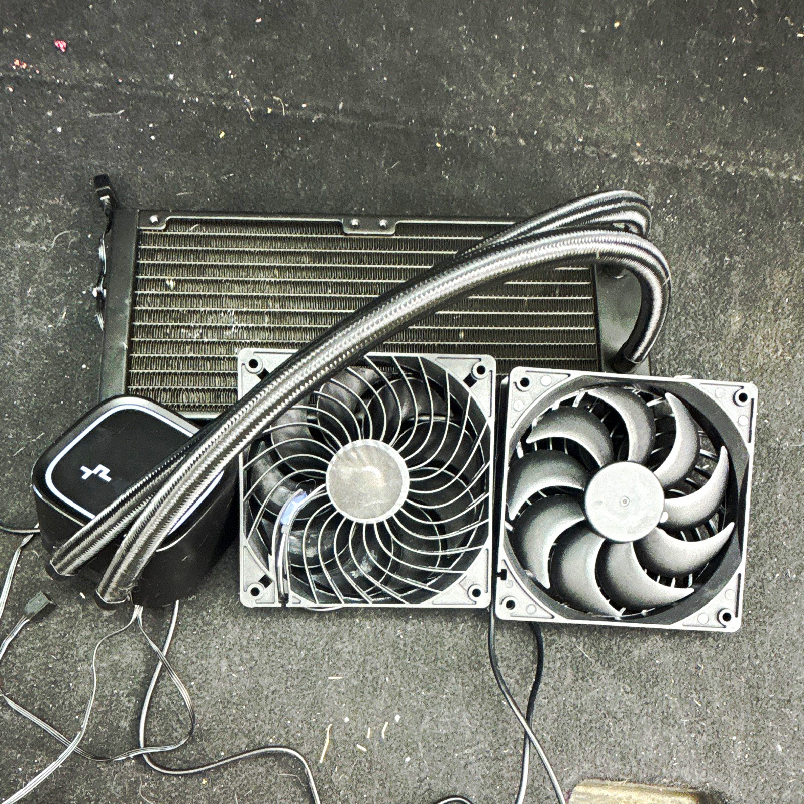 Untested DeepCool Liquid CPU Cooler