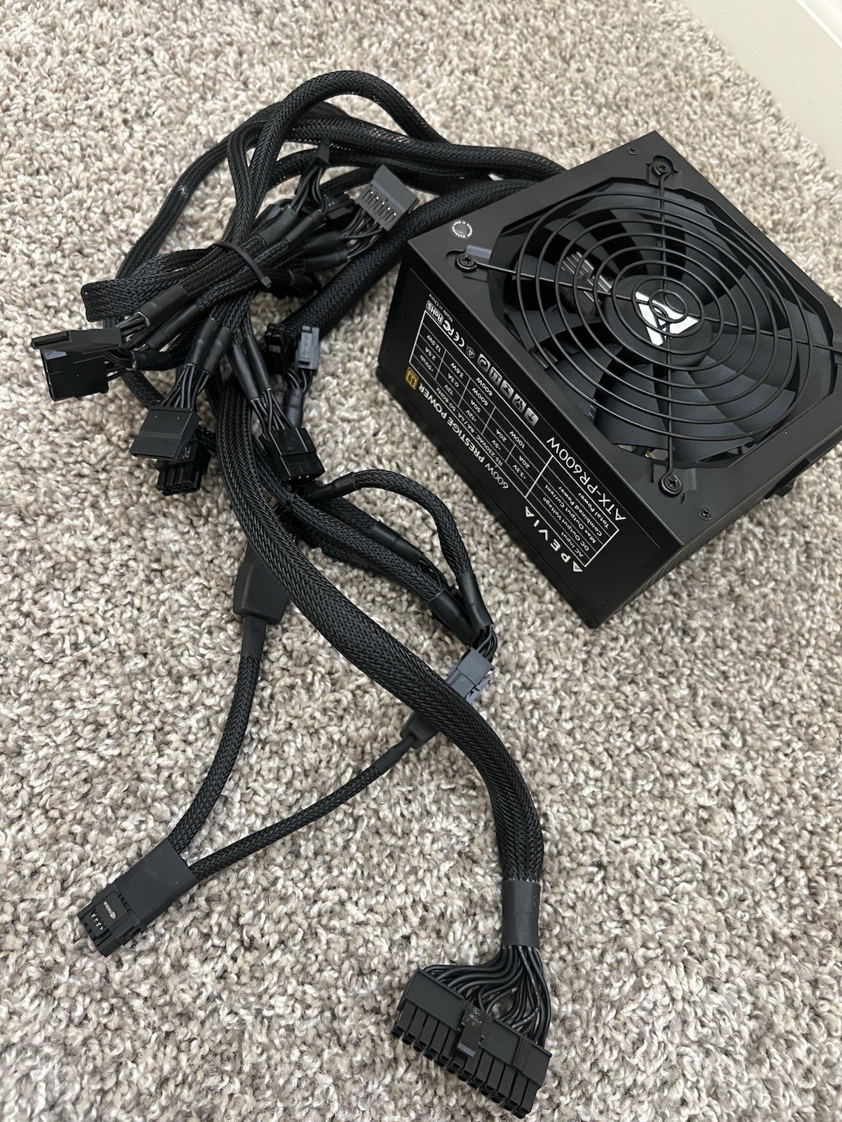 Apevia ATX-PR600W
