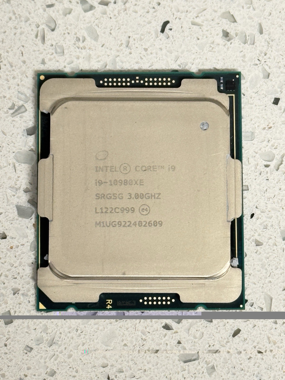 Intel Core i9-10980XE Extreme Edition Processor, 3.00 GHz, 18-Core LGA2066 SRGSG