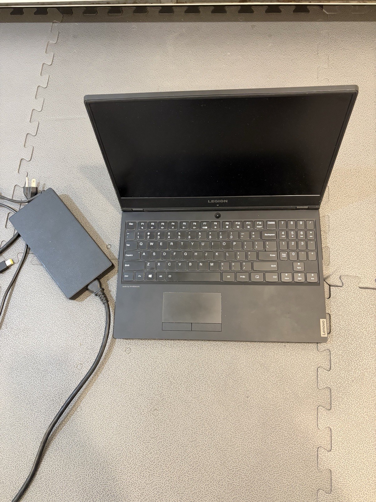 Lenovo Legion Y540-15IRH 500GB SSD Laptop Somewhat faulty