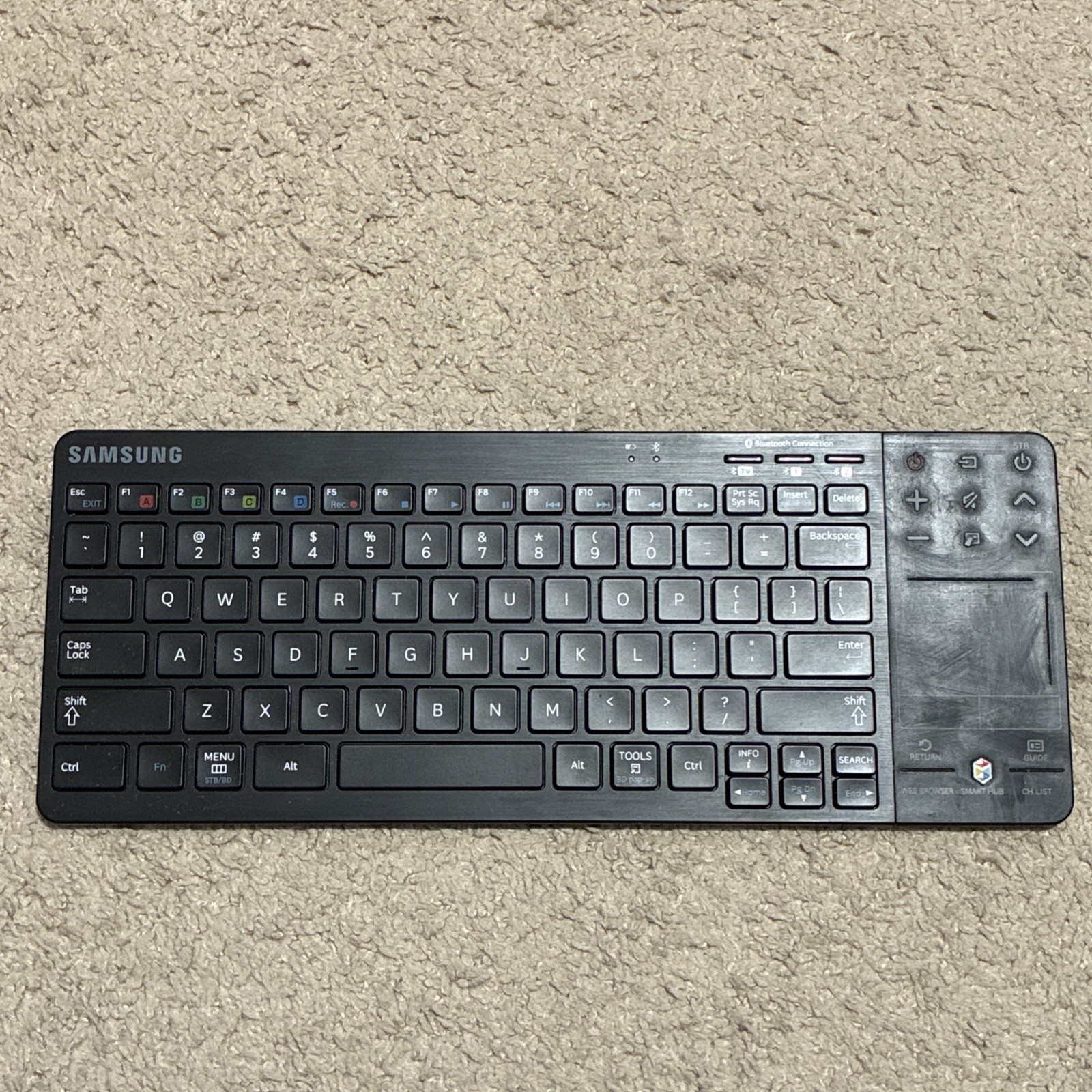 Samsung VG-KBD2000 Wireless Smart Keyboard with Touchpad for Smart TV - TESTED