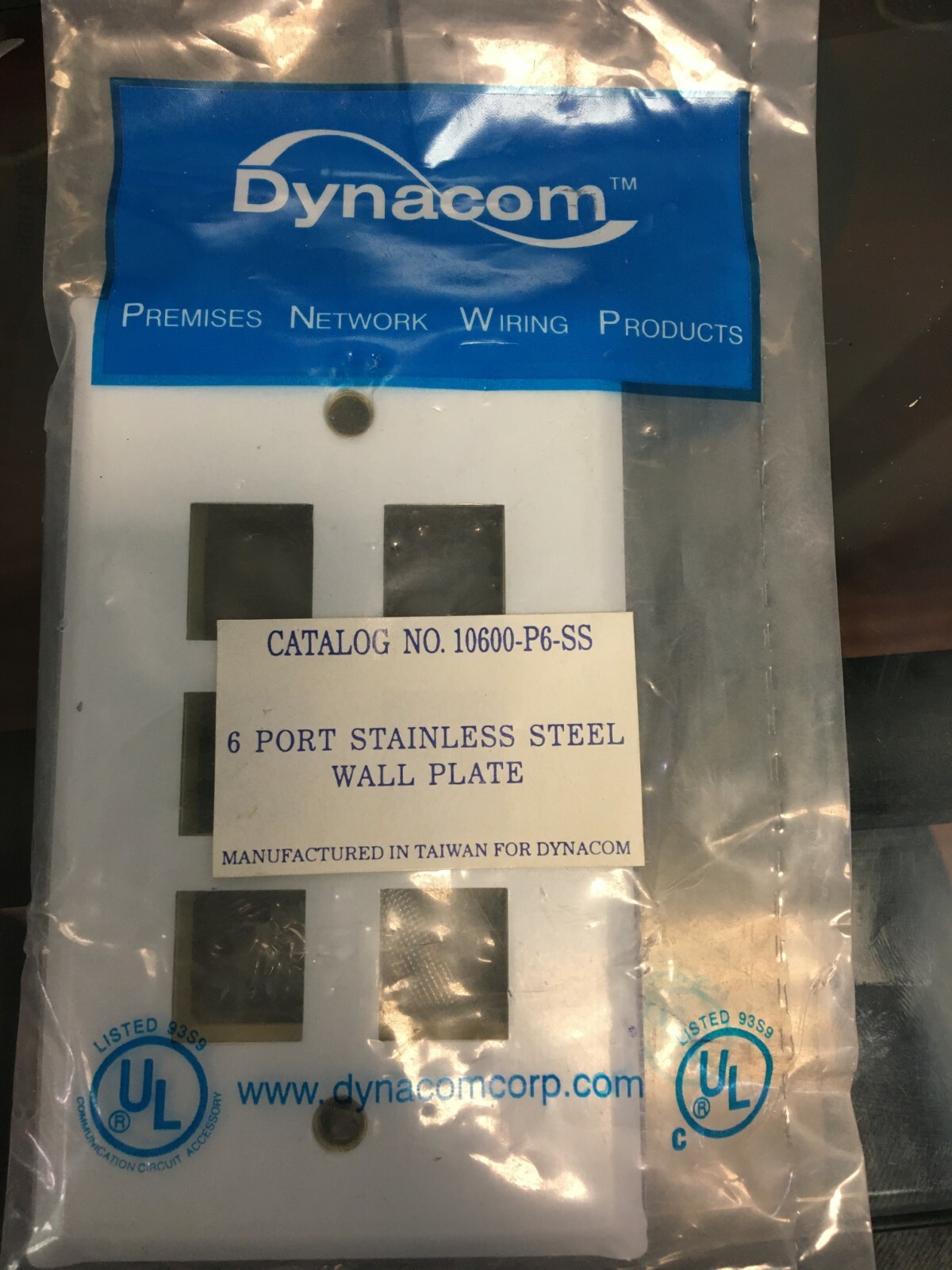 DYNACOM 6 Port Stainless Steel Wall Plate Network Wiring Part # 10600-P6-SS Q19
