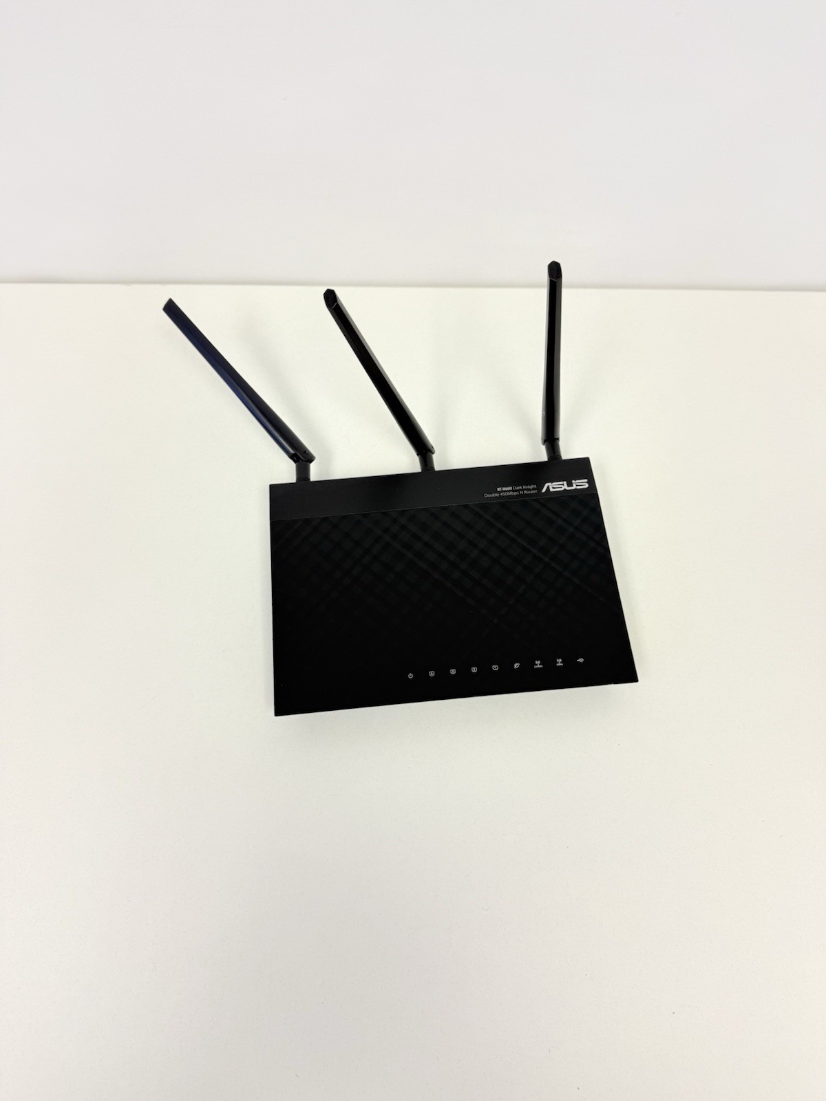ASUS RT-N66U Dark Knight N900 Dual-Band Gigabit Wireless Router  