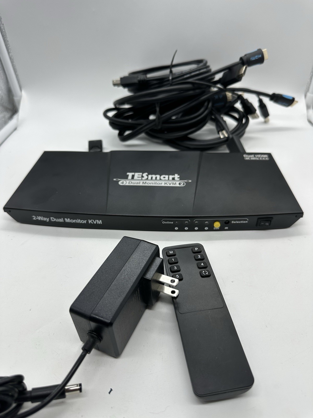 TESmart HDMI KVM Switch Dual Monitor 2 Computers 4K@60Hz USB 2.0 HKS0402A1U