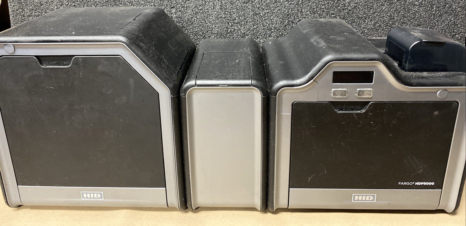 HID HDP5000 FDIL2 With HDP5000 Lamination Dual-Sided Card Printer
