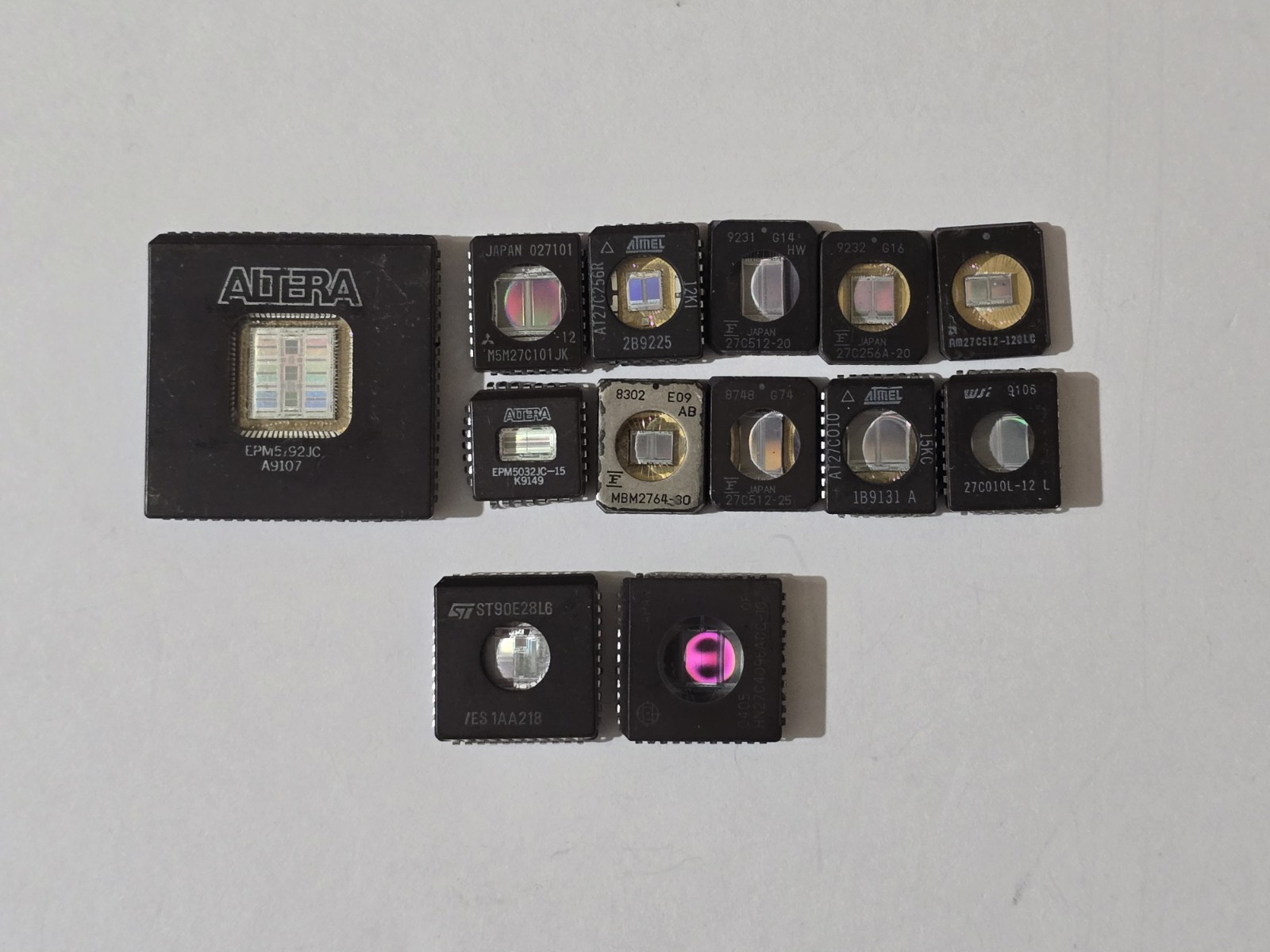 Lot of CLCCs for Vintage Collection Ceramic UNTESTED