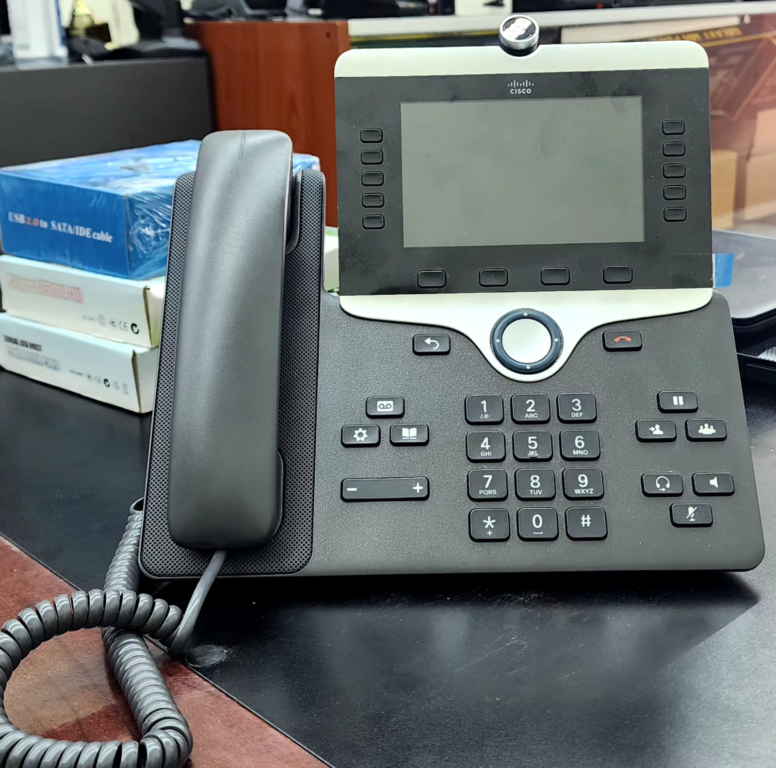 Cisco 8800 Series IP Phone CP - 8865 Wi Fi / Blutooth IP Phone 
