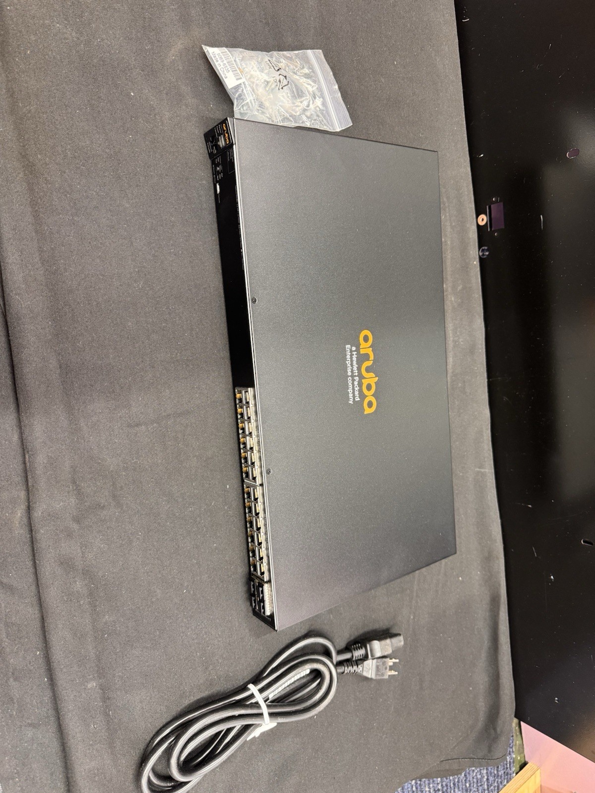 HP Aruba J9776A 2530-24G 24 Port Gigabit Network Switch