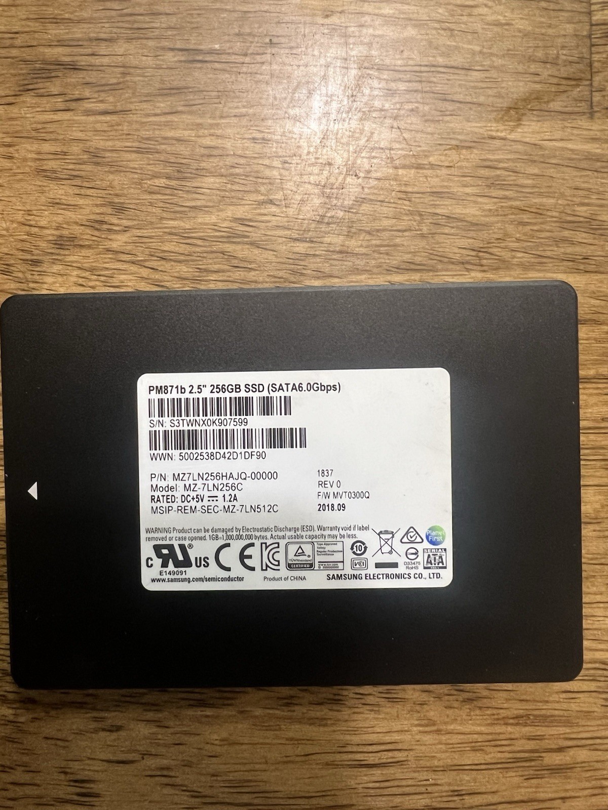SAMSUNG 256GB SSD PM871b