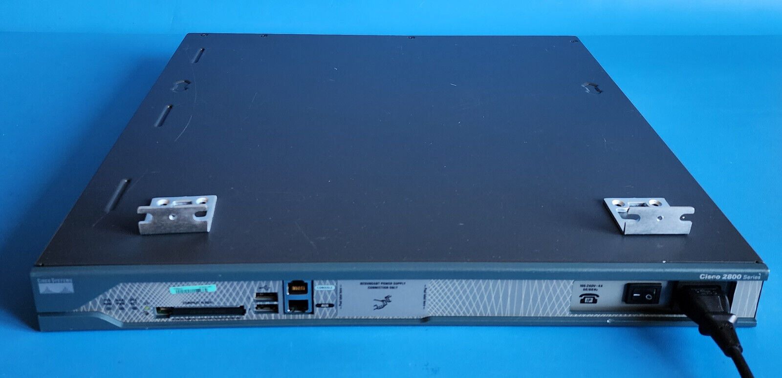 Cisco 2811 Router COMWL10CRA - with VIC2-2FXO, WIC-1DSU-T1, VIC2-2E/M & 512MB CF