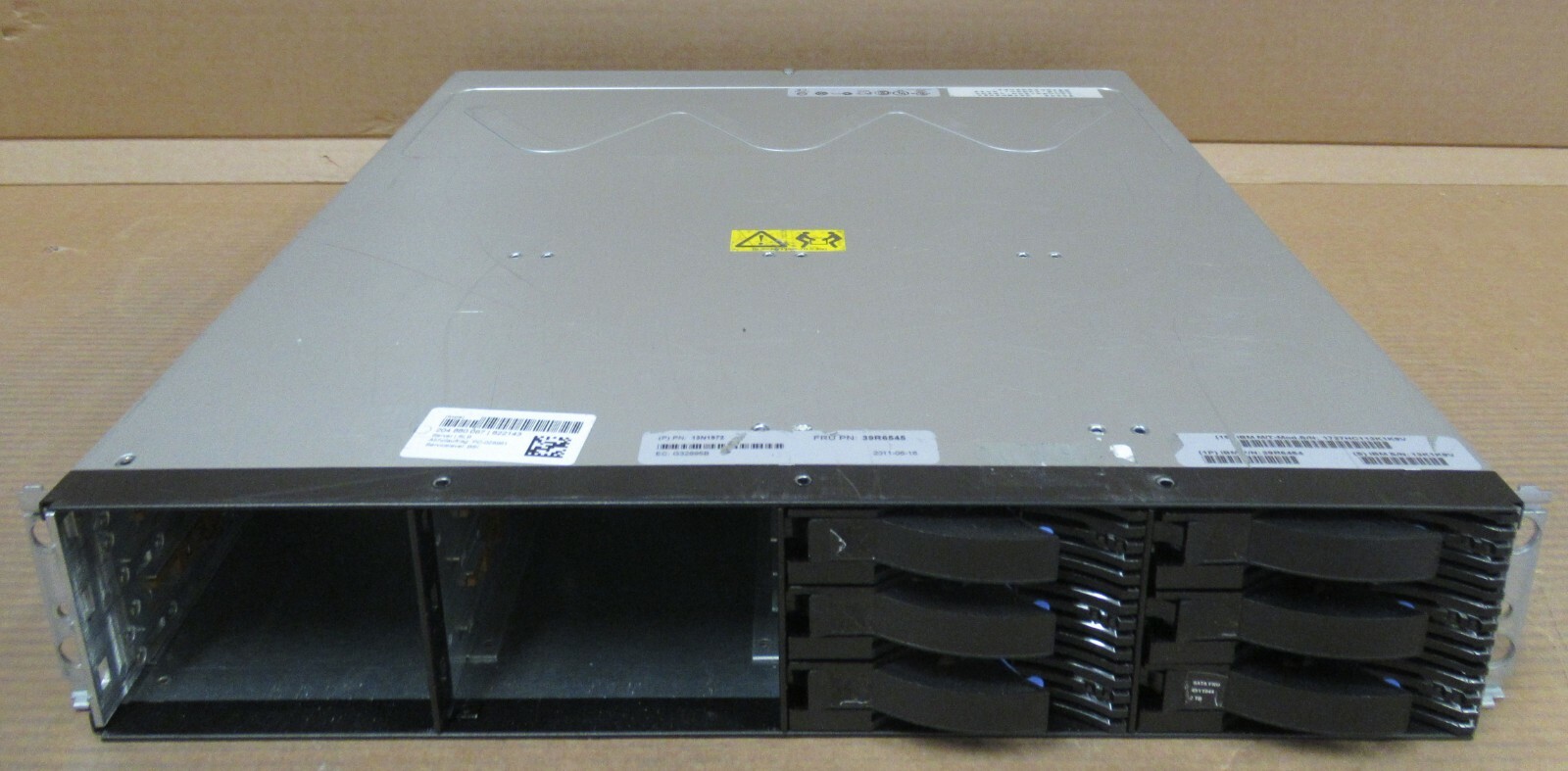 IBM EXP3000 Expansion Storage Array 12x SAS Bays 1x 2TB 1x CTRL & 2x PSU 39R6464