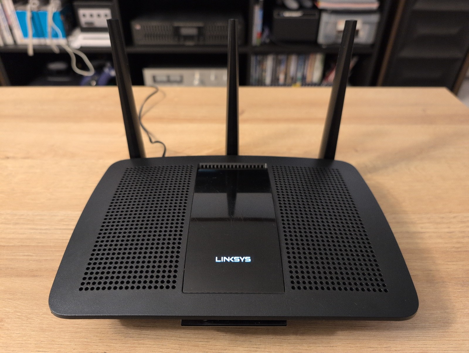 Linksys R74 Max-Stream EA7450 WiFi 5 Router Flashed with OpenWRT