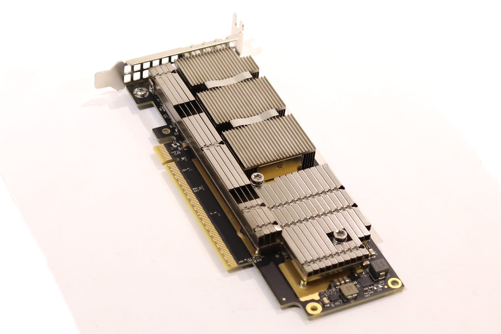 Dell NVIDIA ConnectX-7 400GbE PCIe x16 NDR InfiniBand OSFP Adapter DP/N: 0GJDG3
