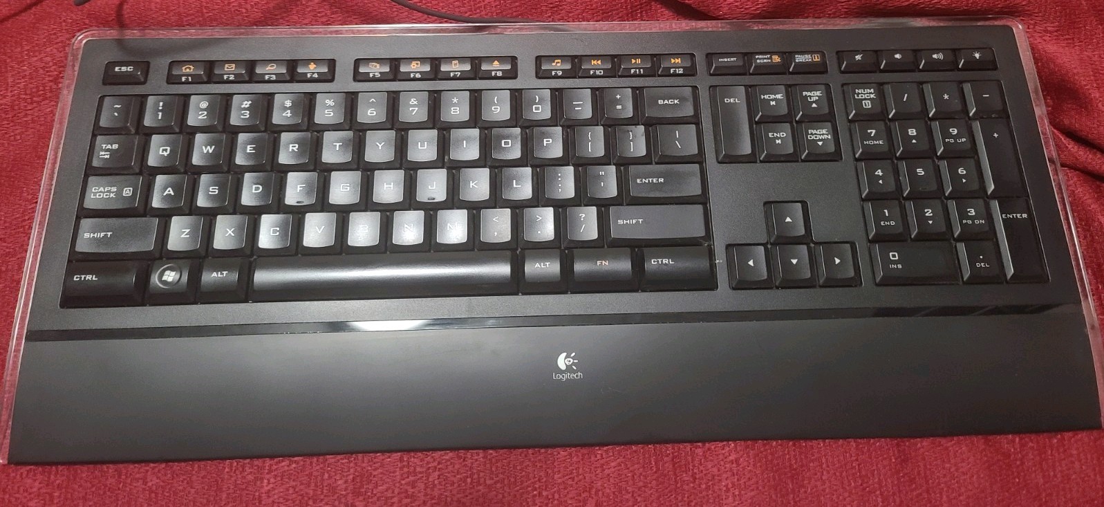 Logitech K740 Illuminated Keyboard Slim USB Wired Backlit Y-UY95 Tested/Working