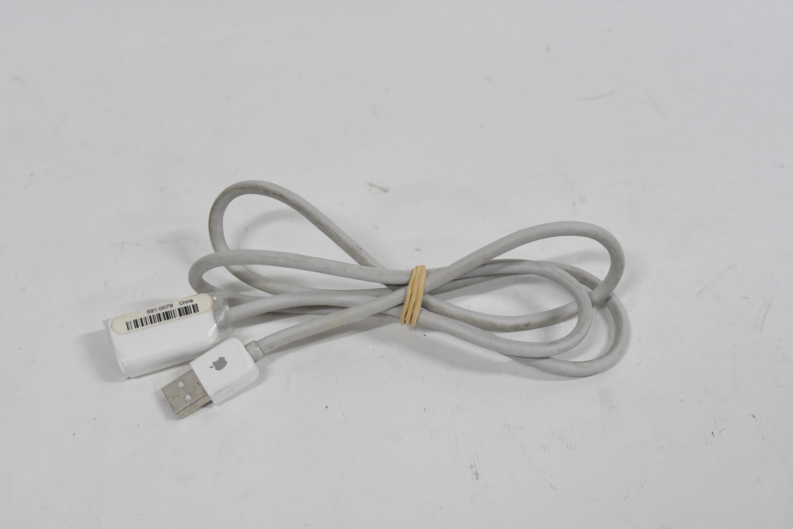Genuine Apple 591-0079 Male to Female USB Keyboard / Mouse Extension Cable 1m