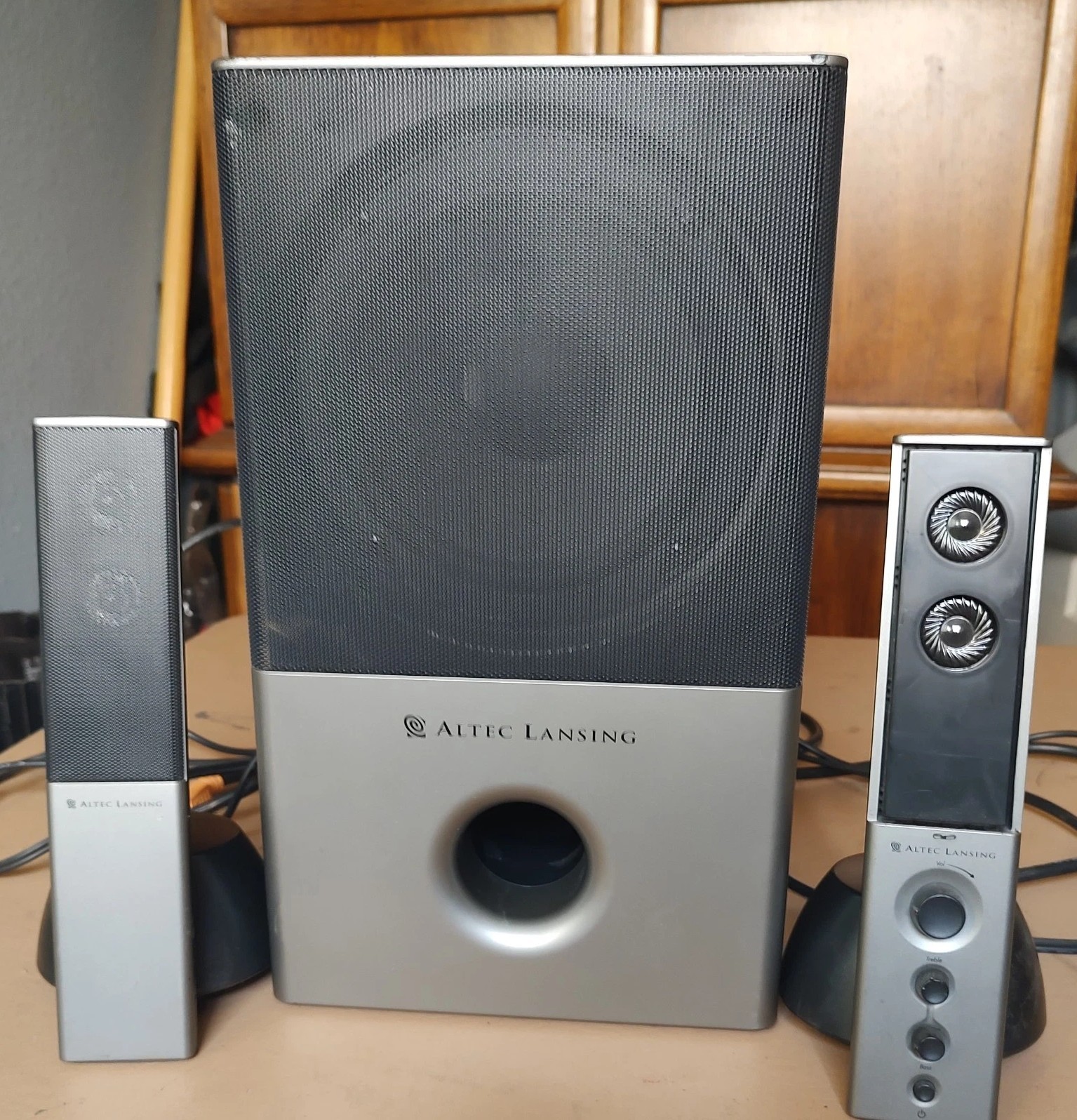 Altec Lansing VS-4121 Home Theater Computer Speaker System w/ Subwoofer WORKS