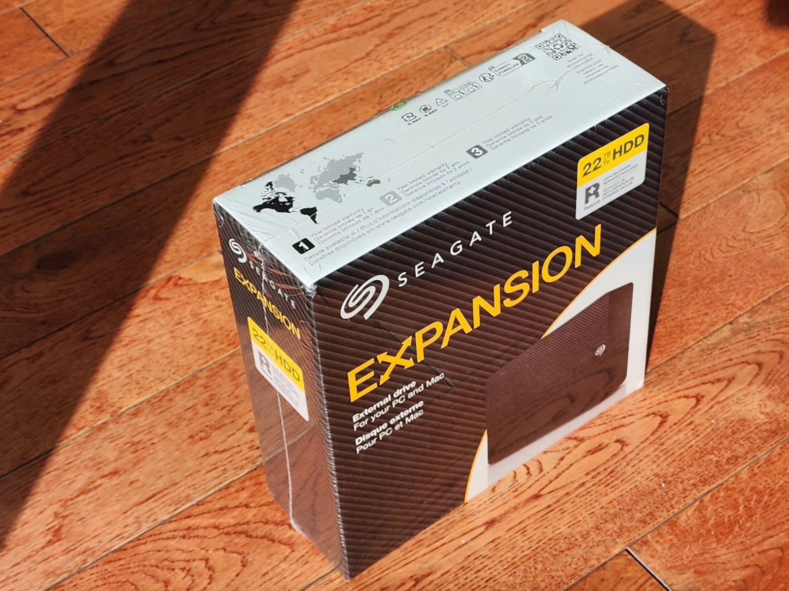 Seagate Expansion Desktop 22TB STKP22000400 Genuine, New, Sealed, Never Opened