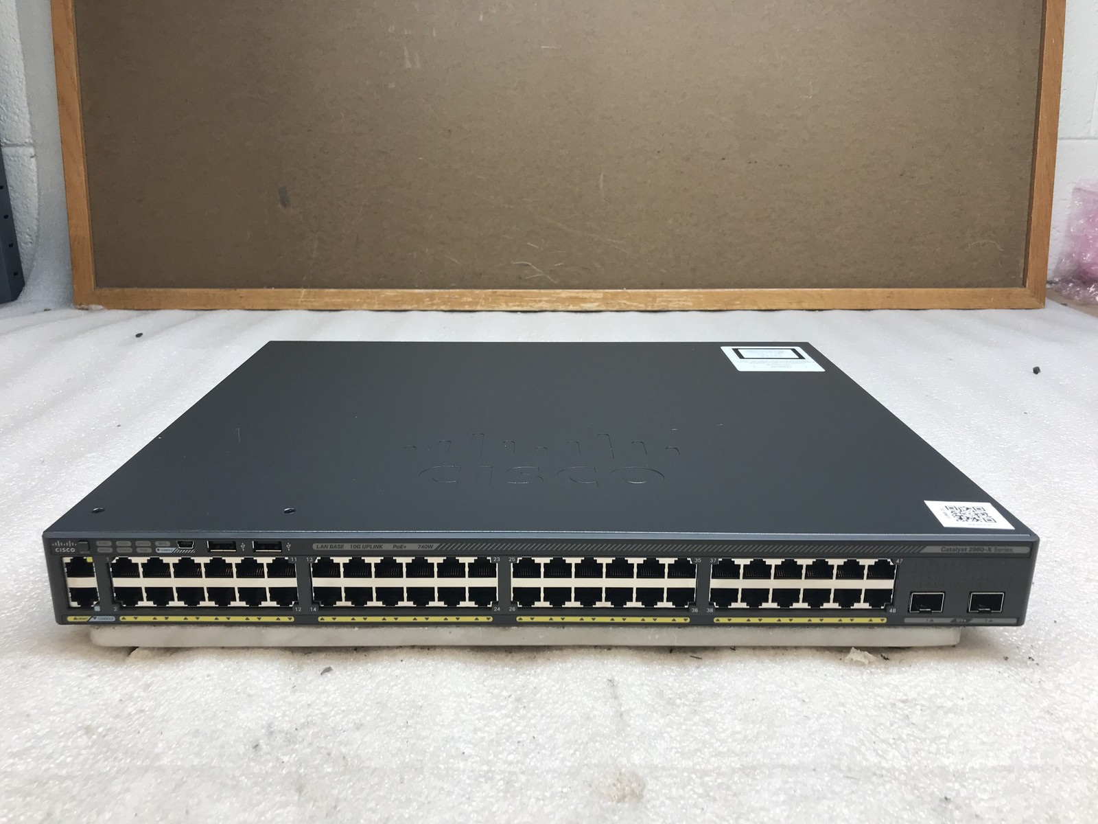 Cisco Catalyst 2960X WS-C2960X-48FPD-L 48-Port Gigabit Managed PoE+ Swich